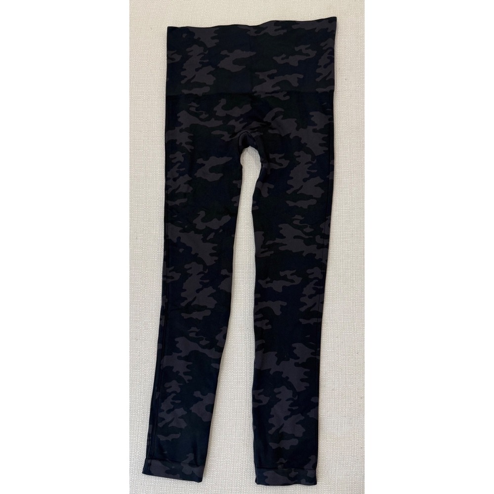 Spanx Look at Me Now Leggings Womens M Black Camo Seamless High Waist Excellent